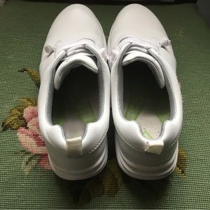 White Align Velocity shoes